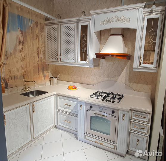 Кухня с техникой