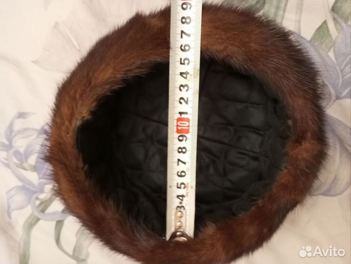 Меховая шапка женская