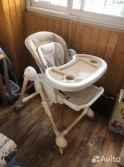 Кресло для кормления Capella со столиком