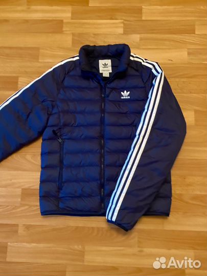 Микропуховик adidas