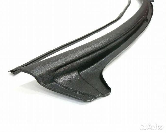 Жабо заднего стекла Гранта