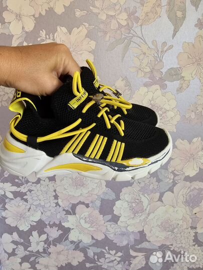 Кроссовки 33р Blessbox