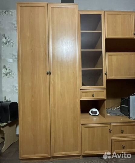 Стенка в гостиную