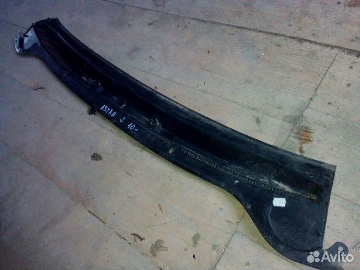 Жабо Opel Astra J