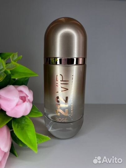 Carolina Herrera 212 VIP Rose