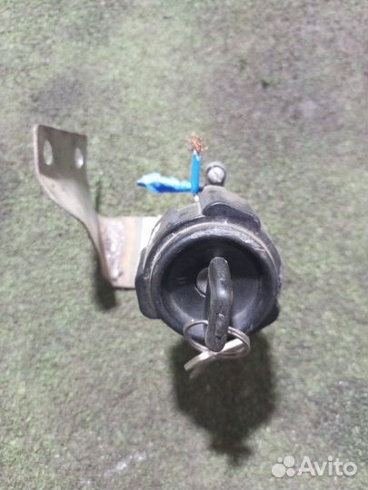 Замок зажигания Audi 80 B3 PM 1.8 1991