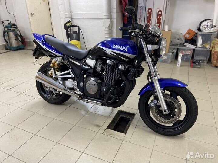 XJR1300