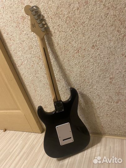 Электрогитара fender squier stratocaster bullet