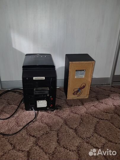 Музыкальный центр LG