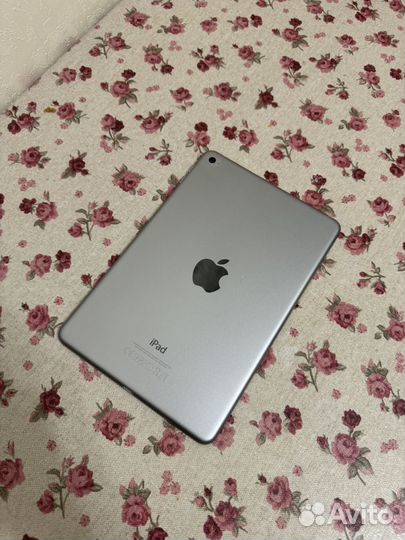 iPad mini 4 128gb