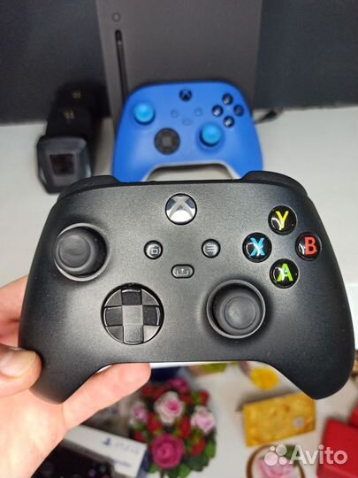 Xbox Series X + докстанция + игра в подарок
