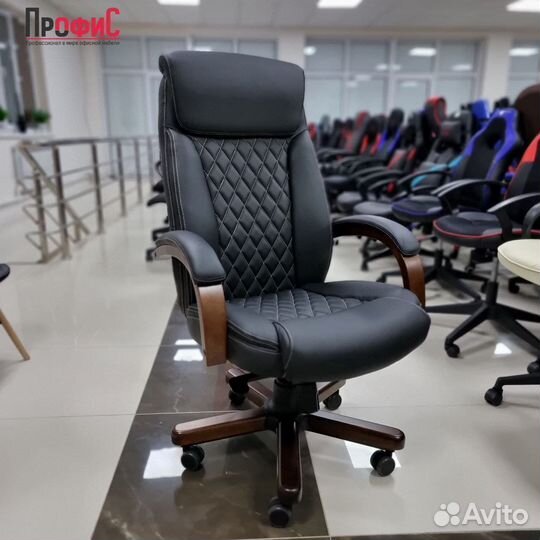 Кресло руководителя Т-9924 (цвета)