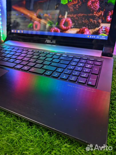 Ноутбук Asus i7 nVidia GT 425M 1 год Гарантия