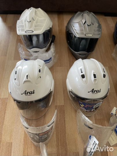 Мотошлем Arai Shoei