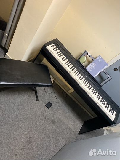Цифровое пианино yamaha p 35 + стойка