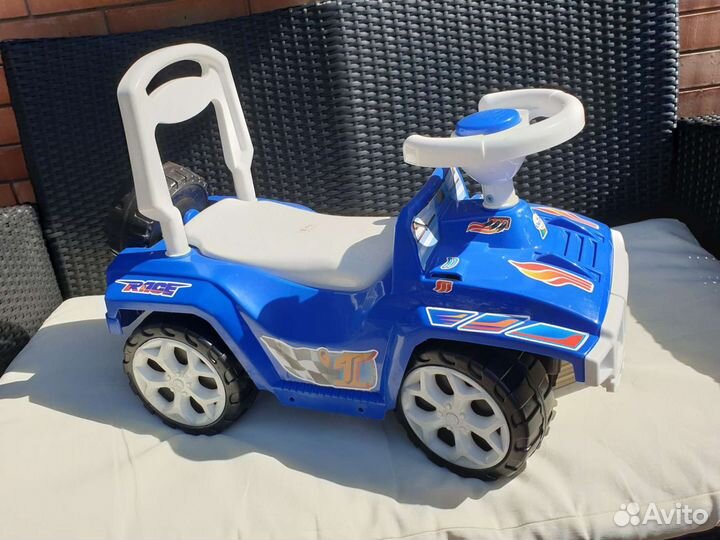 Машинка-каталка Джип новый