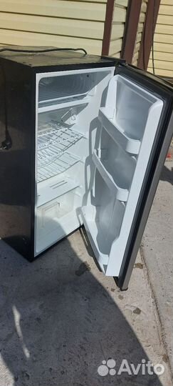 Минихолодильник новый
