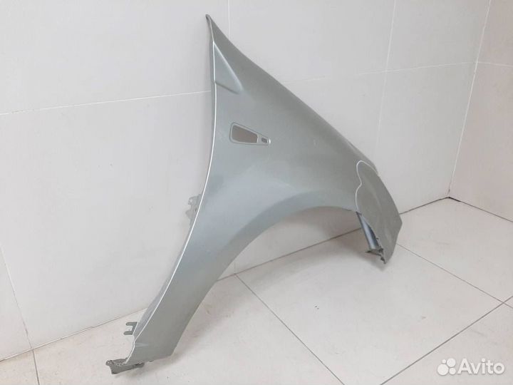 Крыло переднее правое Renault Sandero 2009-2014