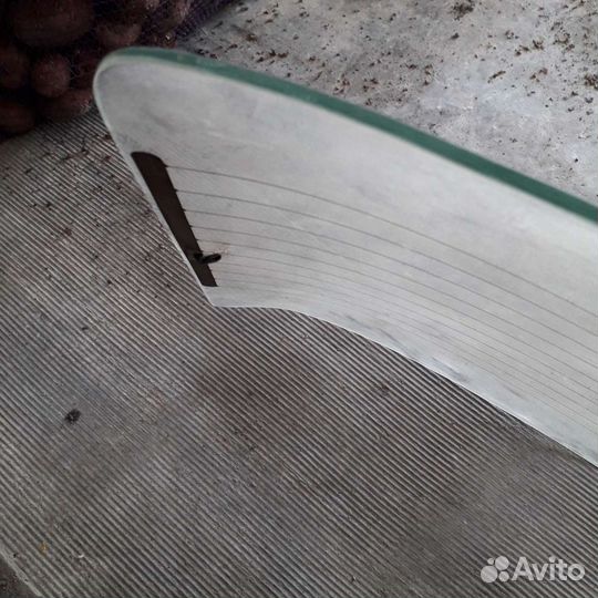 Стекло заднее с подогревом