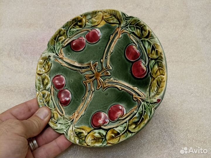 Тарелка Кузнецов