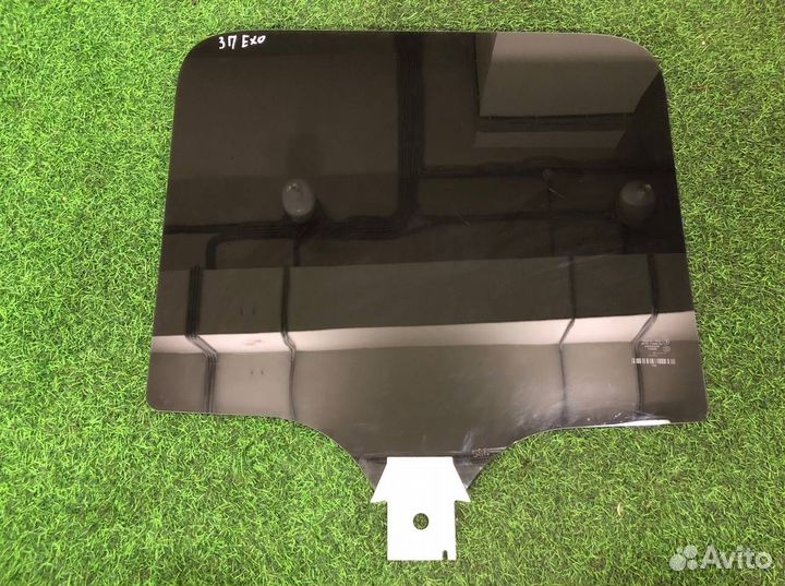 Стекло двери заднее правое Mercedes-Benz G-Class