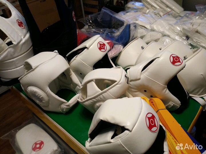 Кимоно, накладки, защита, шлема для каратэ кёкусин