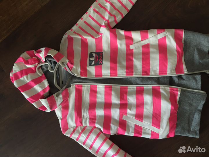 Спортивный костюм