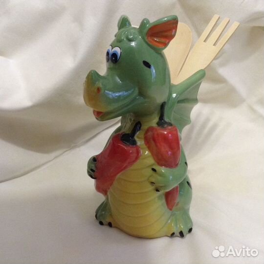 Керамическая фигурка- подставка 