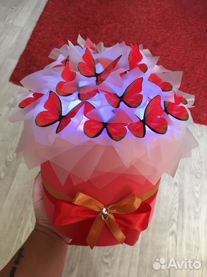 Букет к 1 сентября букет из бабочек светящийся