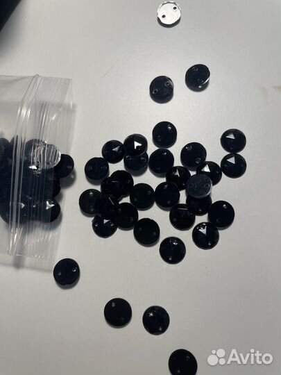 Стразы пришивные черные/красные