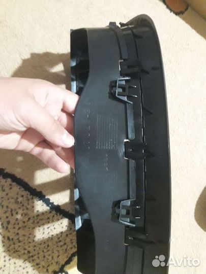 Пиредняя решотка чёрная