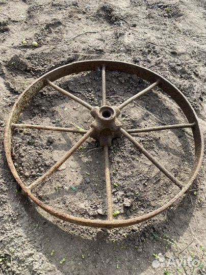 Колесо от телеги