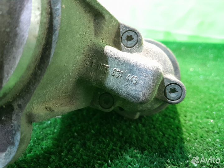 Стартер Volkswagen Golf 5