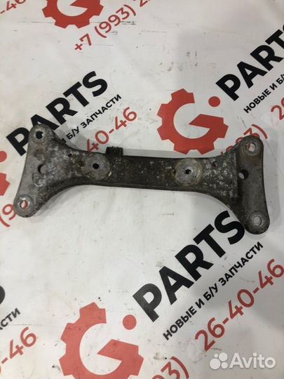 Кронштейн АКПП Bmw 1 E87 N46B20 2007