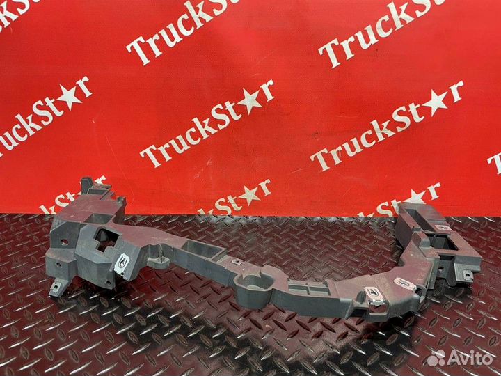 Кронштейн торпедо левый Renault T