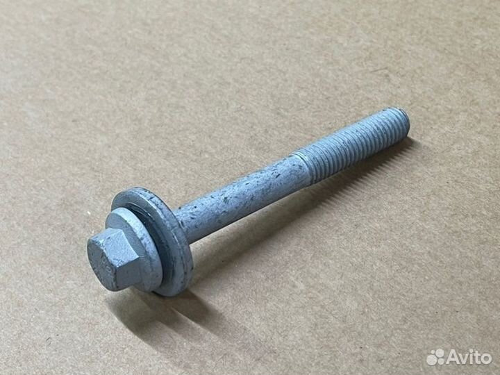 Болт М12*100 задней подвески lrds, RRE 551 Land