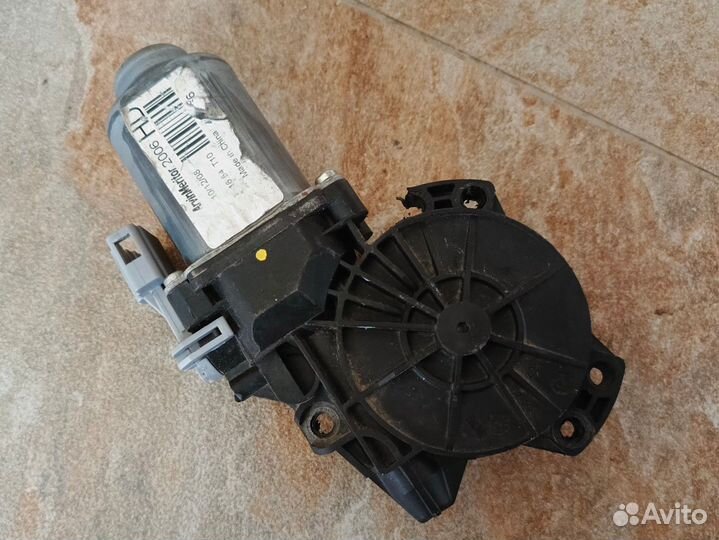 Мотор стеклоподъемника kia hyundai