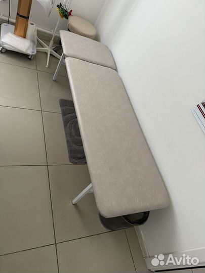 Кушетка медицинская