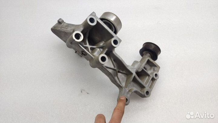 Кронштейн генератора Mitsubishi Outlander GF 4B11