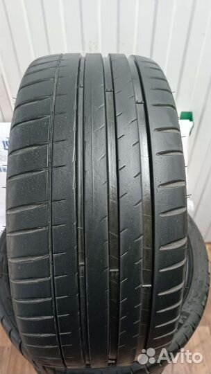 Michelin Pilot Sport 4 S 235/35 R19