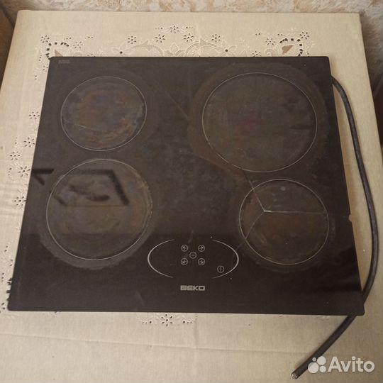 Электрическая варочная панель Beko