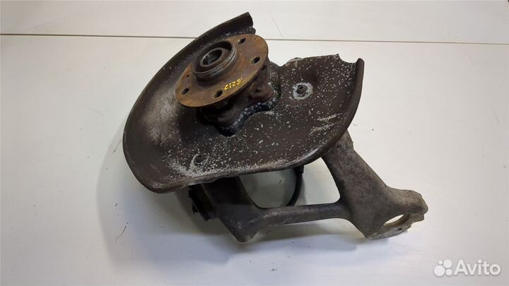 Ступица (кулак, цапфа) Audi Q5, 2010