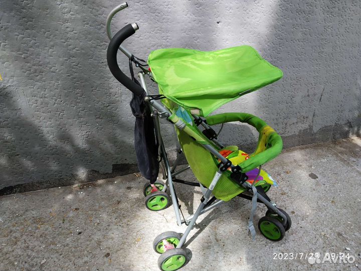 Коляска прогулочная