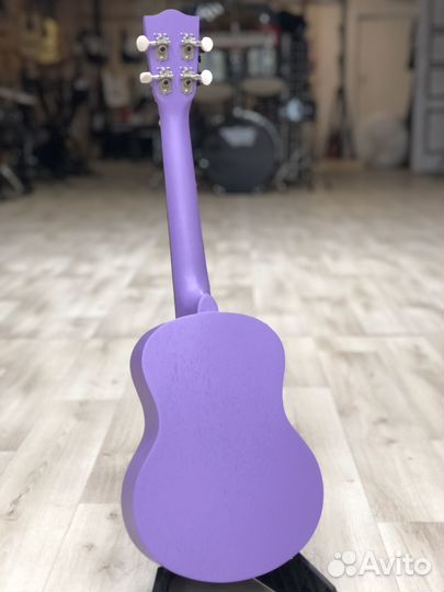 Укулеле тенор Индонезия