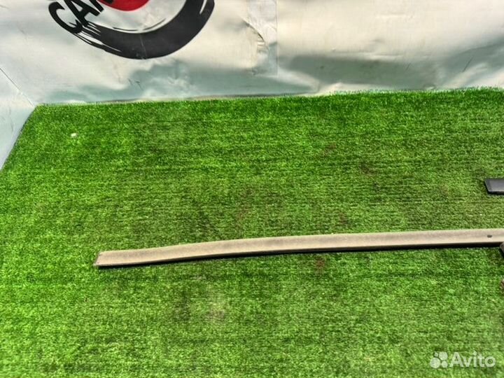 Молдинг крыши (3) левый Lexus Rx450H GYL10 2010