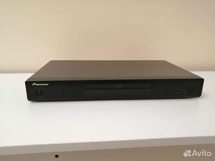 Blu-ray плеер Pioneer BDP-140