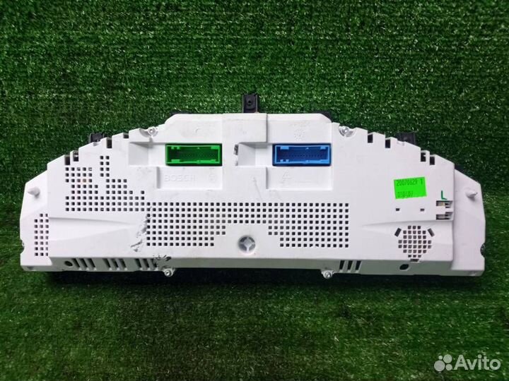 Панель приборов (Щиток ) Volkswagen Touareg (200