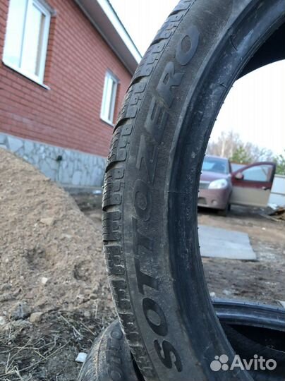 Pirelli Sottozero Winter 240 275/35 R20