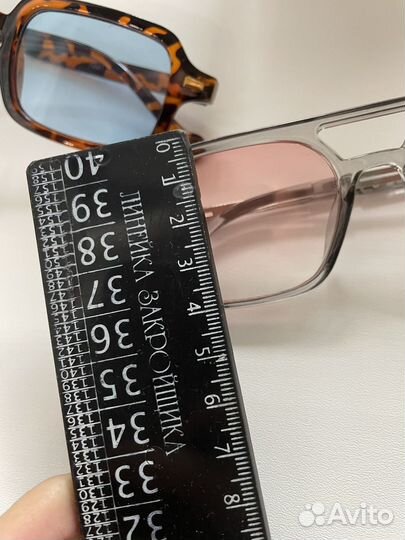 Солнечные очки с цветными стеклами