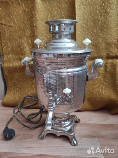 Тульский электрический самовар,3л,форма банка,1973